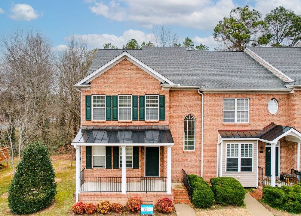 70 Scottish Ln in Durham, NC - Building Photo