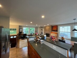 1803 N 88th St in Seattle, WA - Building Photo - Building Photo