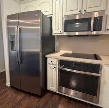 414 Summit Ridge Dr N in Lago Vista, TX - Foto de edificio - Building Photo