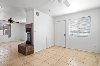 4235 E Santa Barbara Ave in Tucson, AZ - Foto de edificio - Building Photo
