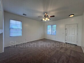 2047 S Starling Dr in Gilbert, AZ - Building Photo - Building Photo