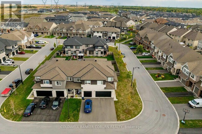 161 Jardiniere St in Ottawa, ON - Building Photo - Building Photo