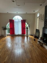 73 Railroad St in Greenlawn, NY - Building Photo - Building Photo