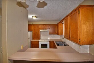 11 West Dr in Edinburg, TX - Building Photo - Building Photo