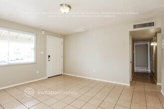 2842 N 65th Ave in Phoenix, AZ - Building Photo - Building Photo