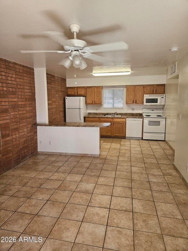 703 W Rose Ln in Phoenix, AZ - Building Photo - Building Photo