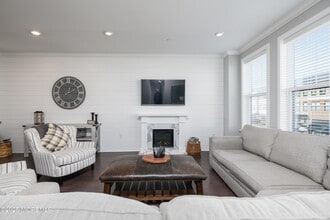 26 Kelly Wy in Tinton Falls, NJ - Building Photo - Building Photo