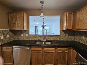 1493 Silverbrook Ridge Dr in Walled Lake, MI - Building Photo - Building Photo