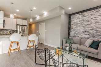 1321 N 19th St, Unit C in Philadelphia, PA - Building Photo - Building Photo