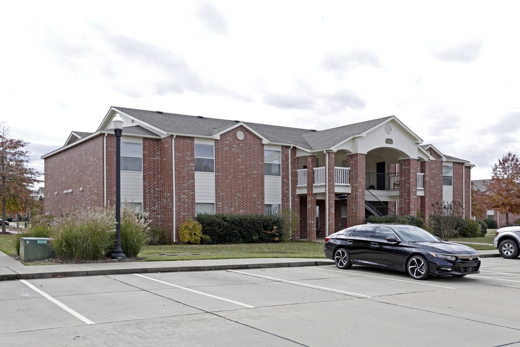 Copperstone I/II Apartments in Bentonville, AR