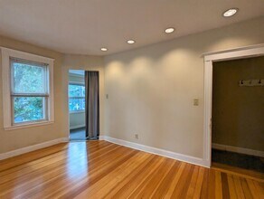 79 Conwell Ave, Unit 3 in Somerville, MA - Foto de edificio - Building Photo