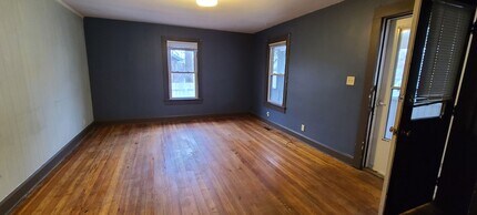 208 E Grimes Ln in Bloomington, IN - Building Photo - Building Photo