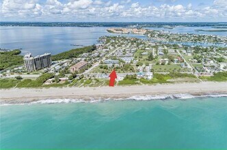 652 Hernando St-Unit -D in Fort Pierce, FL - Building Photo - Building Photo