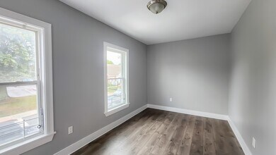 2 Wall St in Foxboro, MA - Building Photo - Building Photo