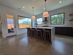 5301 Grover Ave in Austin, TX - Building Photo - Building Photo