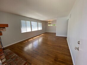 130 Gardiner Way in Rio Vista, CA - Building Photo - Building Photo