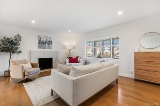 34 Tuckahoe Ave in Eastchester, NY - Building Photo - Building Photo