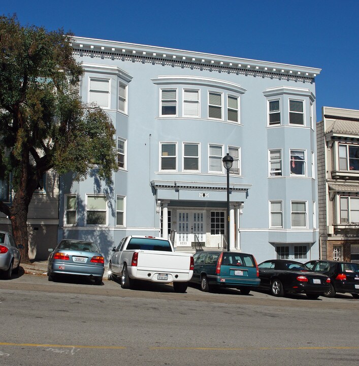 1233 Arguello Blvd in San Francisco, CA - Building Photo