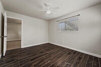 2516 Anita St photo'