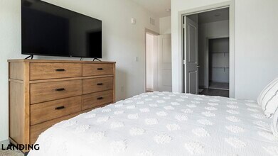 12020 Brush Hl Rd, Unit 1-110 in Wildwood, FL - Foto de edificio - Building Photo