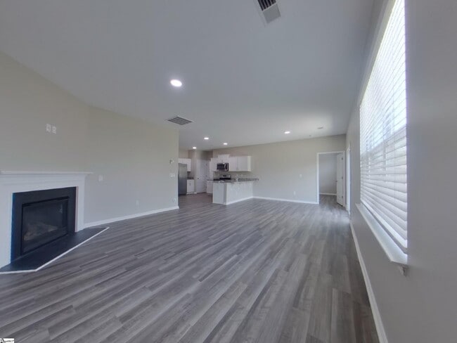 210 Sweetgrass Ln in Powdersville, SC - Building Photo - Building Photo
