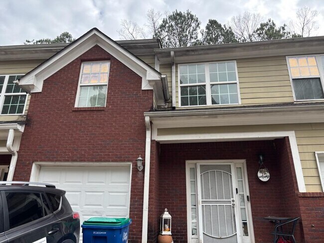 property at 6736 Cambridge Dr