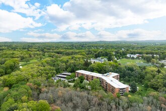 Nahanton Woods Condominiums in Newton Center, MA - Building Photo - Building Photo