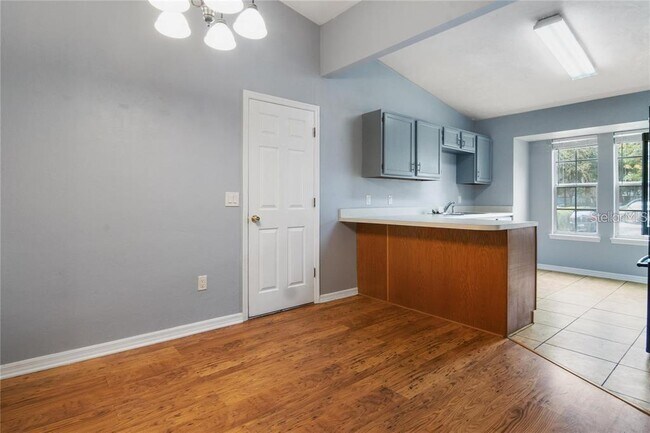 431 NW 50th Blvd in Gainesville, FL - Building Photo - Building Photo