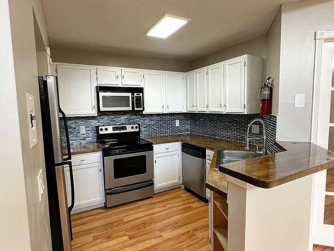 951 Bird Bay Ct, Unit 203 in Lake Mary, FL - Building Photo - Building Photo