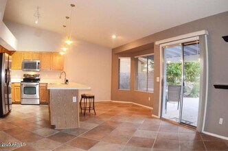 837 N Sailors Way in Gilbert, AZ - Building Photo - Building Photo