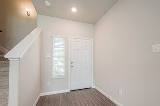 2373 Tavo Trails Dr in Conroe, TX - Foto de edificio - Building Photo