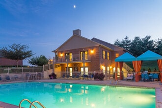 Wyndamere Apartments - WYN in Georgetown, KY - Building Photo - Building Photo