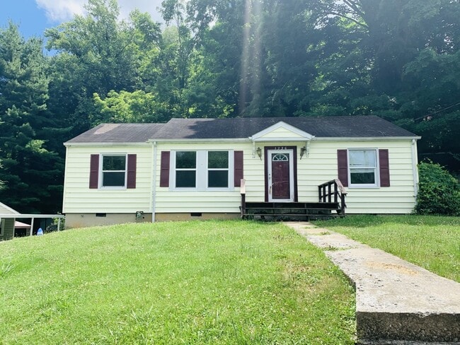 property at 1236 Sunrise Dr