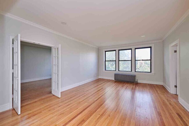 5461 S Everett Ave in Chicago, IL - Building Photo - Building Photo