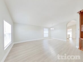 1662 Sand Key Cir, Unit 4 in Oviedo, FL - Building Photo - Building Photo