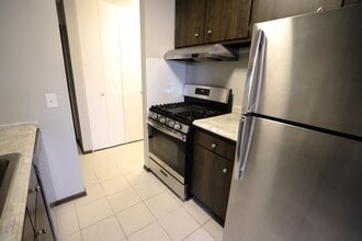 4101 Parklawn Ave in Edina, MN - Building Photo - Building Photo