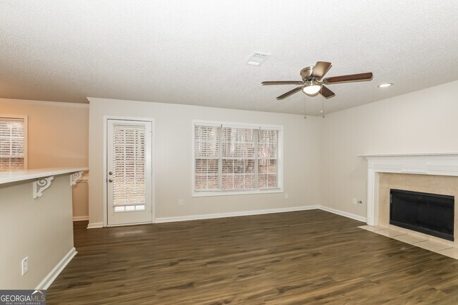 3719 Upton Ct in Ellenwood, GA - Building Photo - Building Photo