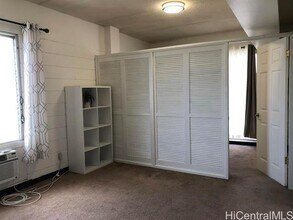 1404 Kewalo St in Honolulu, HI - Building Photo - Building Photo