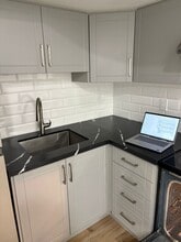 6 Miracle Trl in Brampton, ON - Building Photo - Building Photo