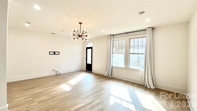 610 West Blvd in Charlotte, NC - Building Photo - Building Photo