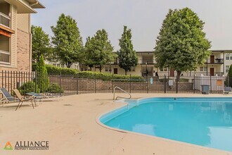 1510 College Ave in Manhattan, KS - Building Photo - Building Photo