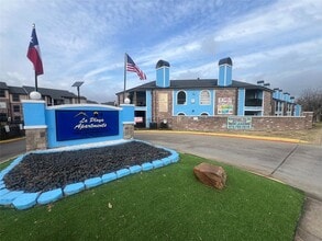 7501 Chesterfield Dr in Dallas, TX - Building Photo - Building Photo