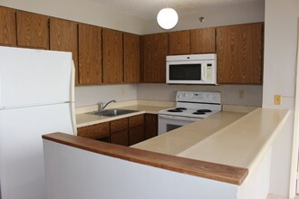 98-402 Koauka Loop-Unit -2313 in Aiea, HI - Building Photo - Building Photo