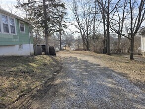 11401 E 9th St S in Independence, MO - Building Photo - Building Photo