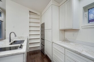 2290 Nicholl St E in Boulder, CO - Building Photo - Building Photo