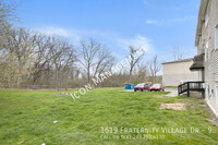 1619 Fraternity Village Dr in Kalamazoo, MI - Building Photo - Building Photo