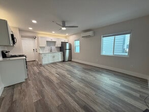5437 Essex Ave S in Gulfport, FL - Building Photo - Building Photo
