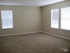 111 Chimney Rock Ct in Vacaville, CA - Building Photo - Building Photo