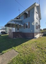 116 Bliss Ave in Nemacolin, PA - Building Photo