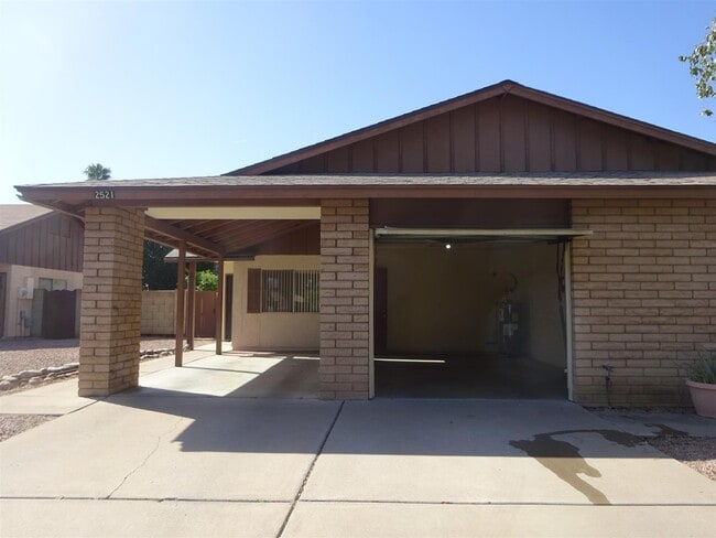 property at 2521 W Kilarea Ave
